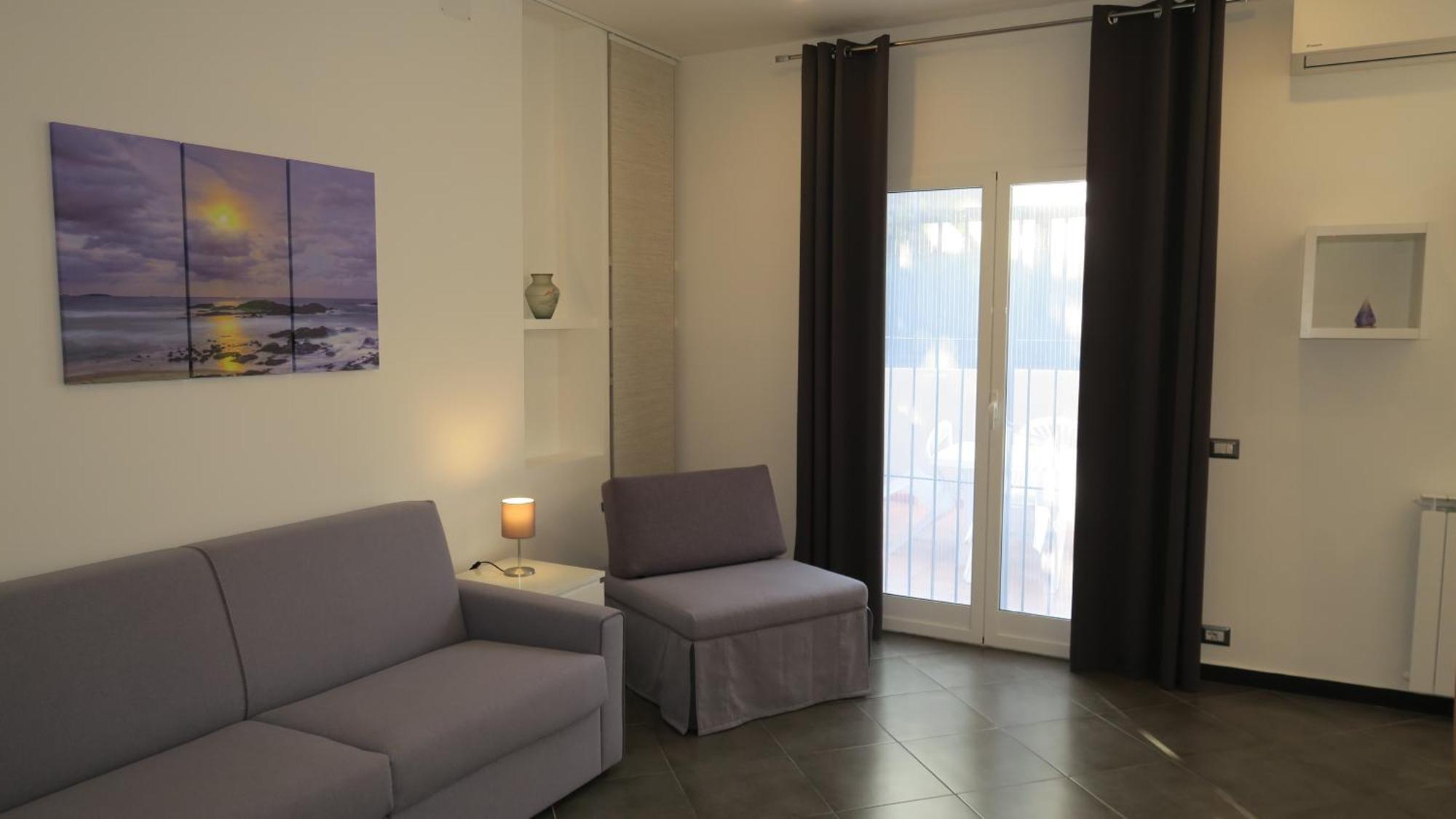 Karina, To The Beach With Terrace And Private Parking Savona Esterno foto