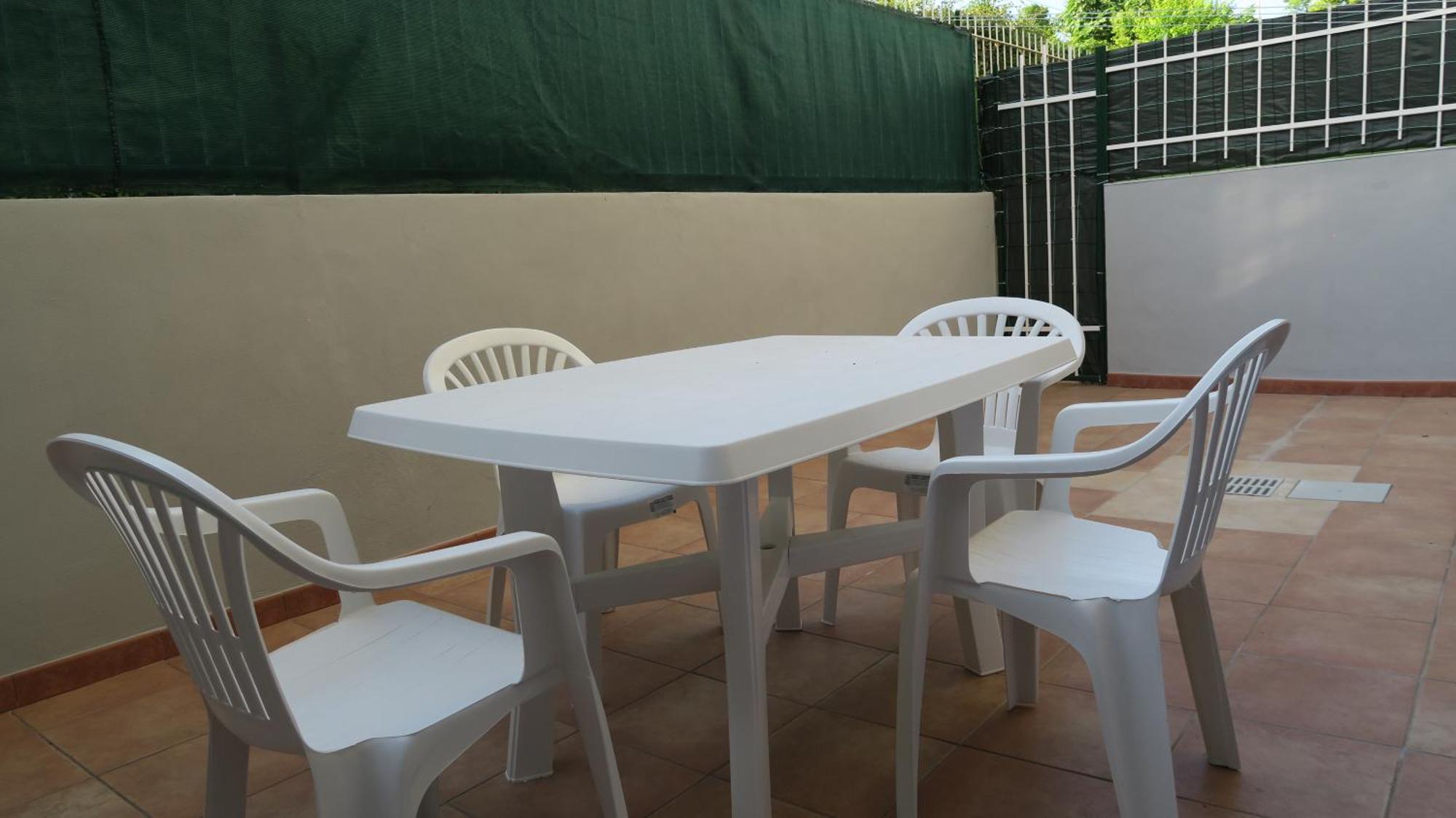 Karina, To The Beach With Terrace And Private Parking Savona Esterno foto